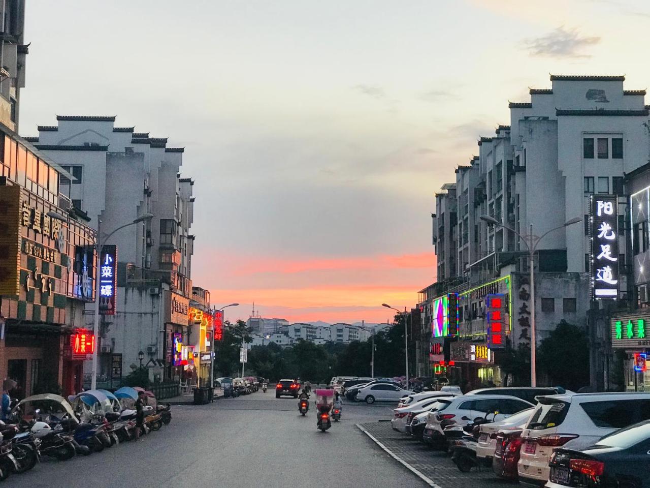 Spring Breeze Boutique Guest House Wuyuan Luaran gambar
